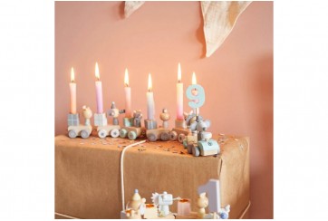 Train d'anniversaire en bois pour enfant