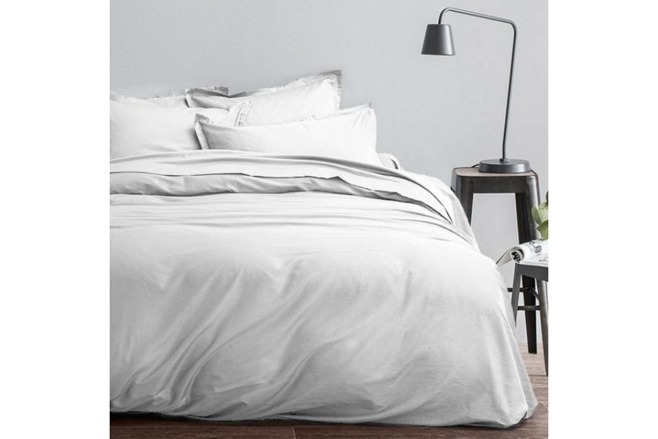 Housse de couette 220x240 + 2 taies d'oreiller - Satin de Coton - Blanc